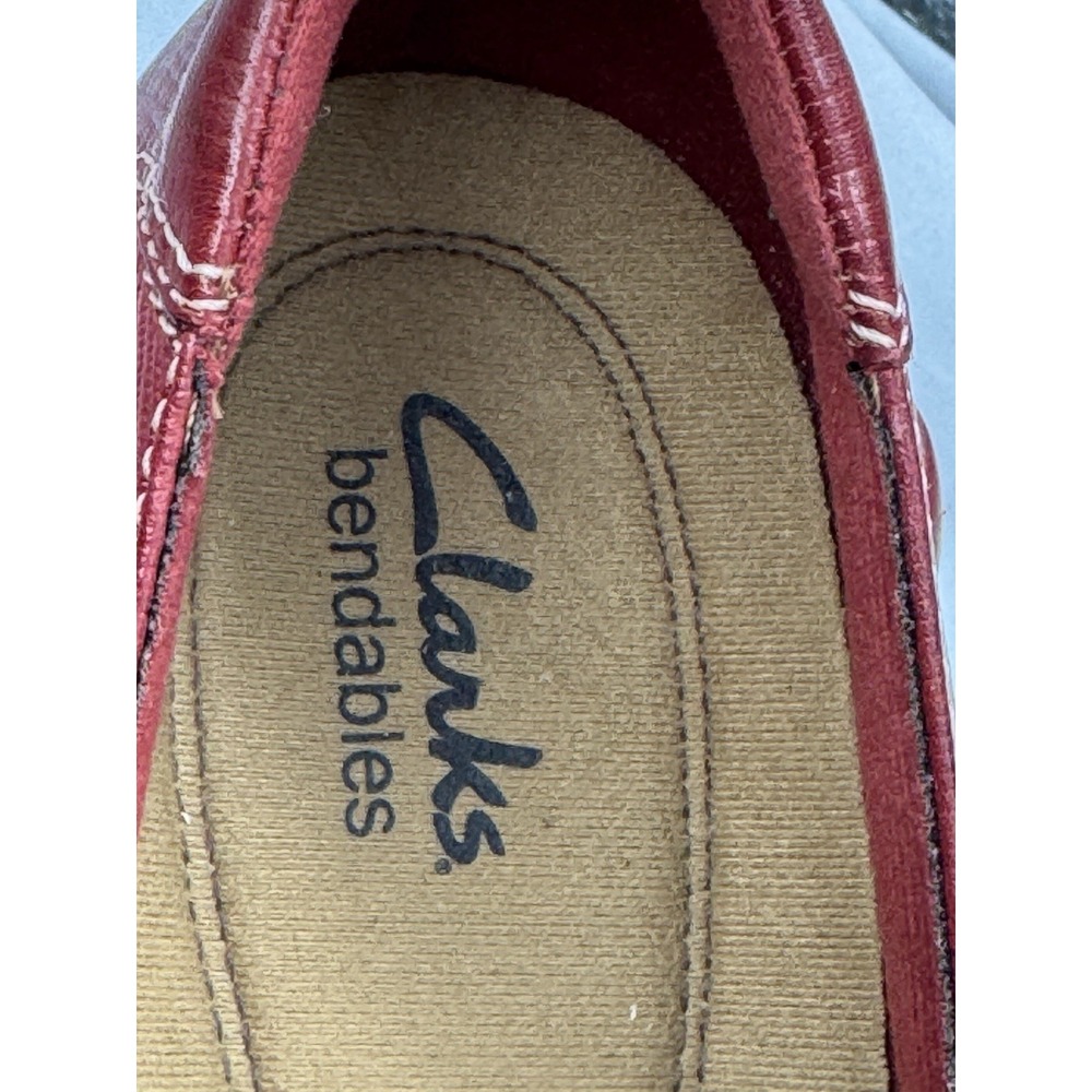 Clarks Bendables Shoes Womens 11 N Red Leather Slip On Dress Loafers Comfort - Picture 4 of 10